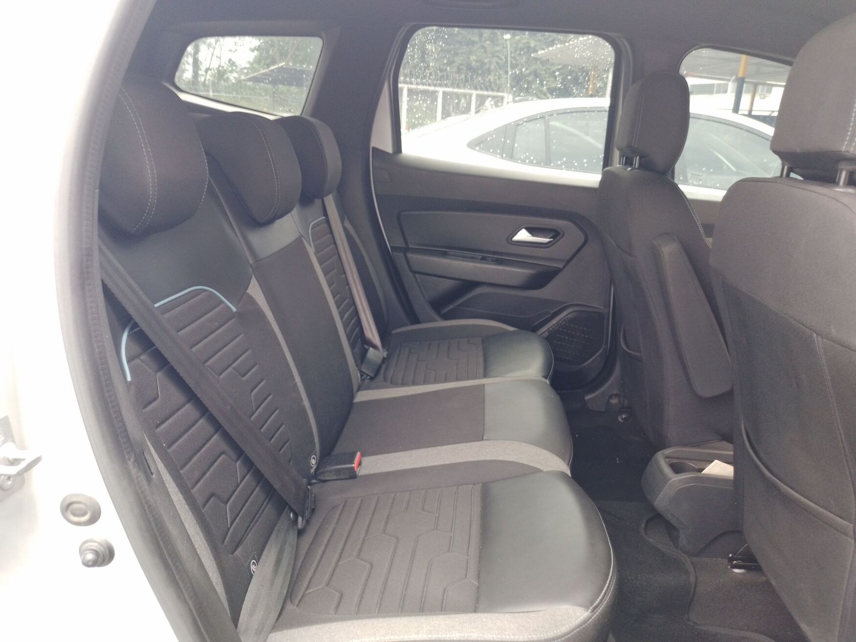 Renault - Duster - 2024 image number 3